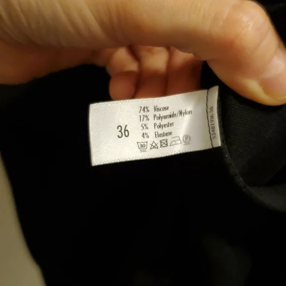 NWOT Wolford Sleeveless Dress Asymmetric Ruffle Hem, Black - Picture 6 of 7